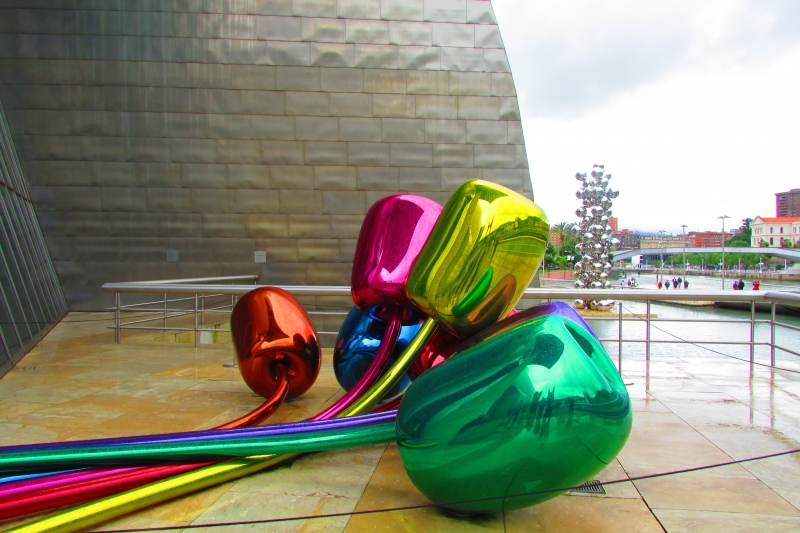 Tulip Art at the Guggenheim in Bilbao